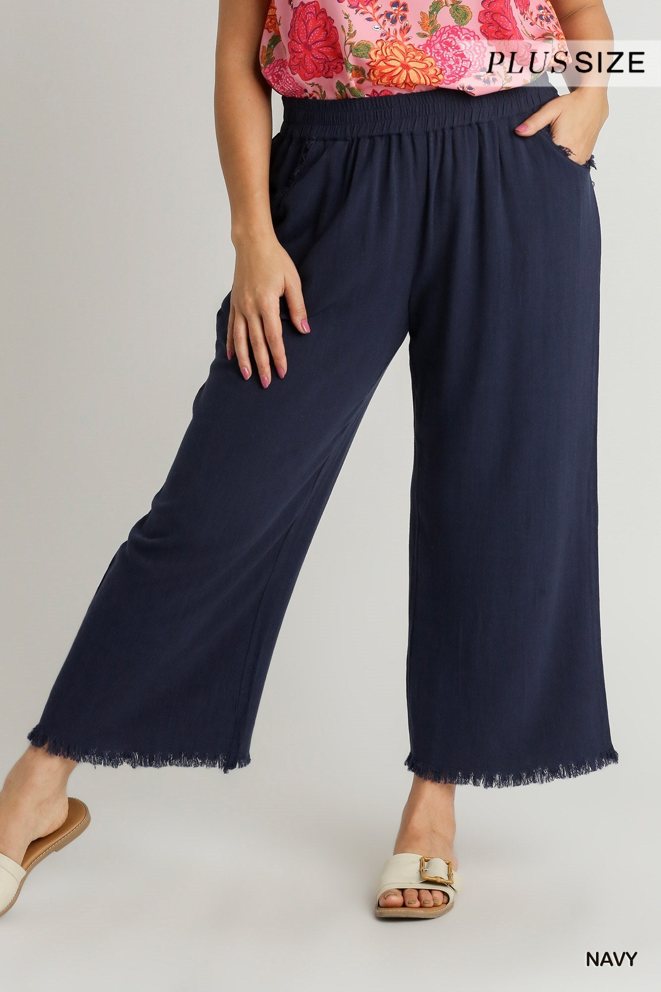 Midnight Beauty Cropped Pants